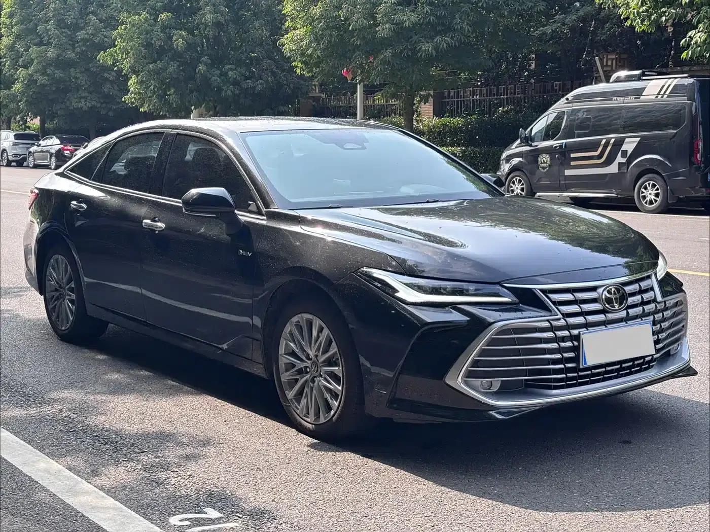 2026 Toyota Avalon Hybrid 2.0L Luxury Edition — миниатюра 3