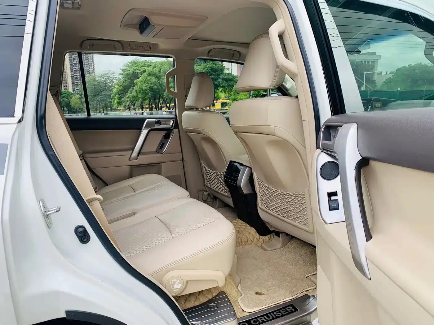 2018 Prado 3.5L Automatic TX-L NAVI with Rear-mounted Spare Tire — миниатюра 11