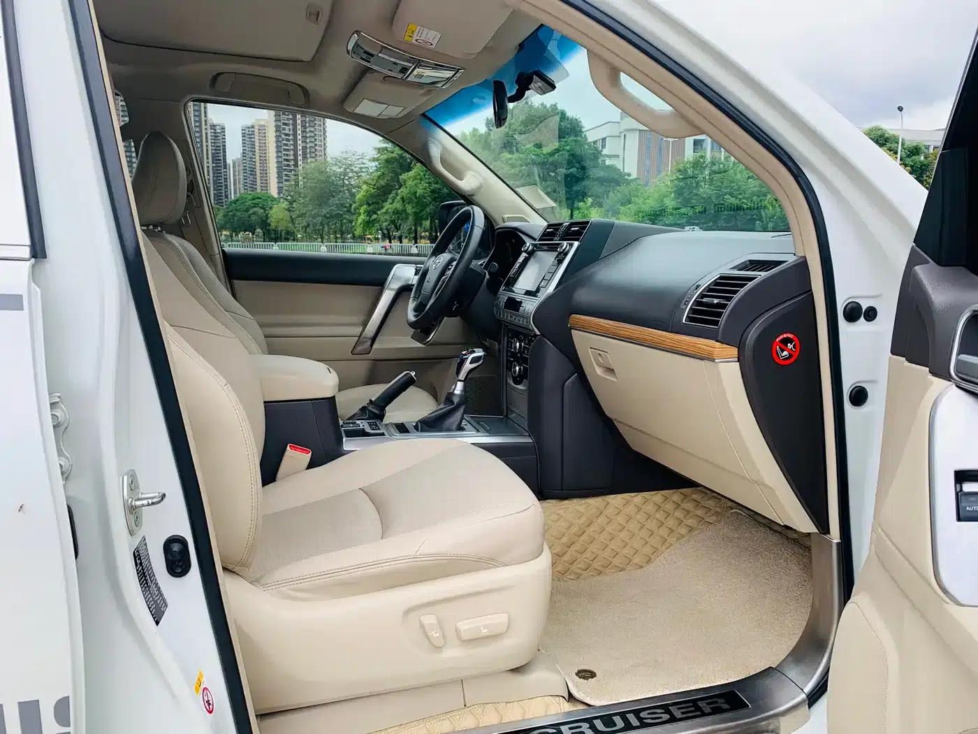 2018 Prado 3.5L Automatic TX-L NAVI with Rear-mounted Spare Tire — миниатюра 12