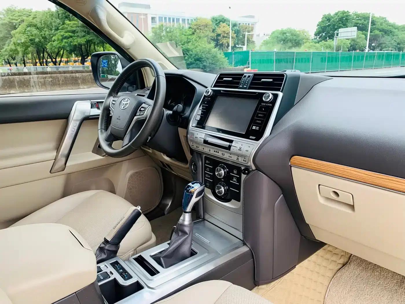 2018 Prado 3.5L Automatic TX-L NAVI with Rear-mounted Spare Tire — миниатюра 13