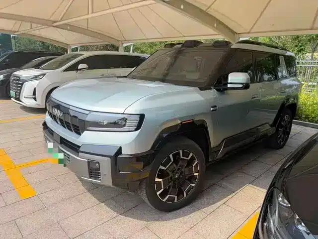 Leopard 8 2025 Smart & Brave Flagship Edition 6-seater