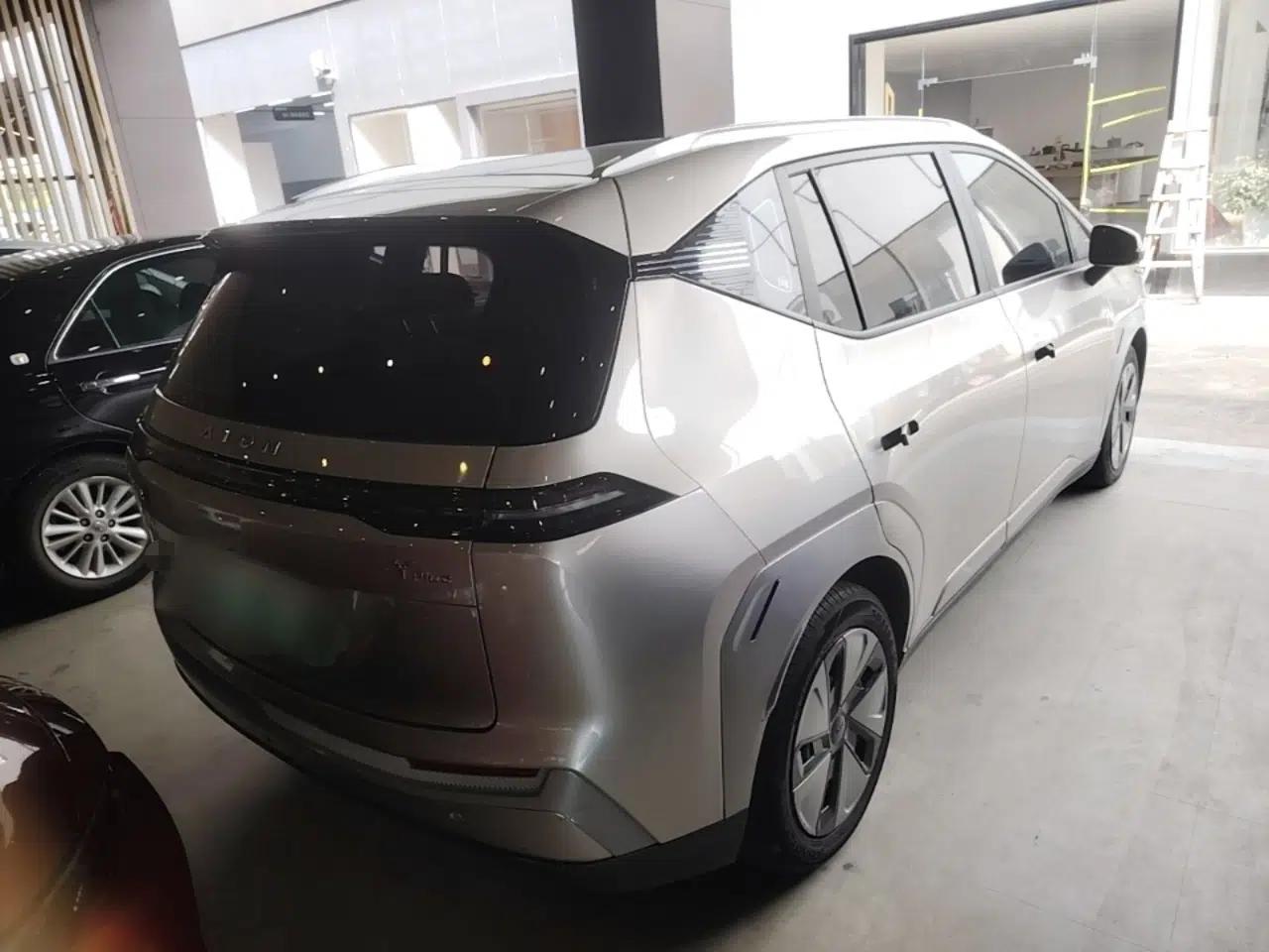 AION Y 2023 Plus 510 Enjoy Edition — миниатюра 6