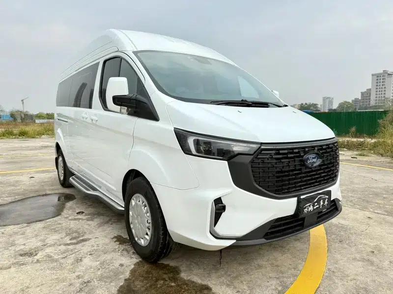 Ford Transit 2023 V362 2.0T Diesel Manual Commercial Vehicle, Medium Wheelbase, Medium Roof, 7/8/9 Seats, China VI Emission Standard — миниатюра 3