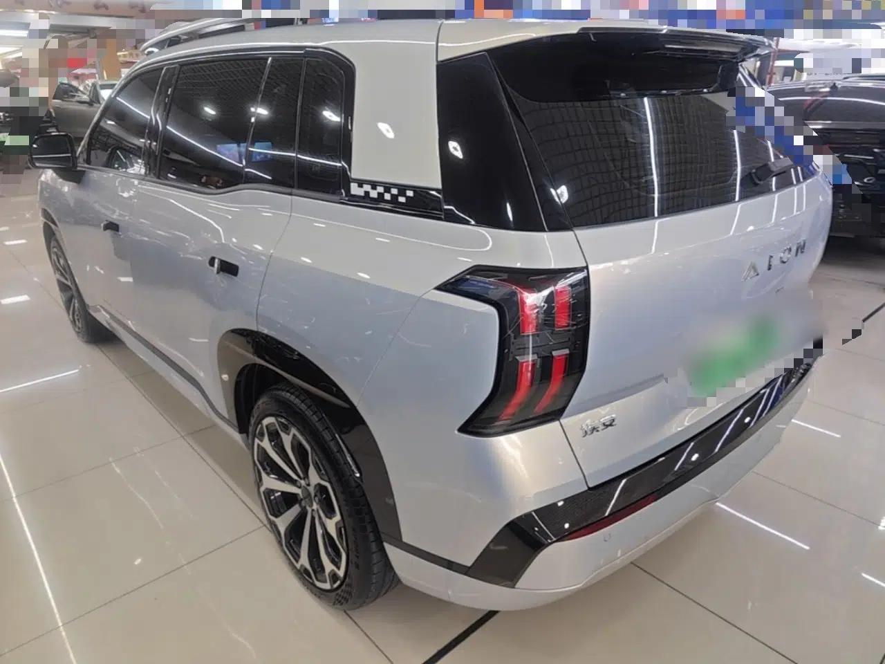 AION V 2024 Aion Tyrannosaurus 650 Smart Premium Edition — миниатюра 4