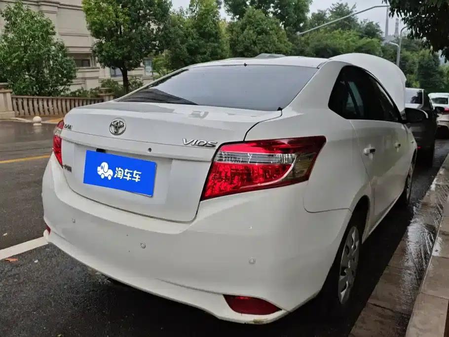Vios 2014 1.5L Automatic Smart Edition — миниатюра 3