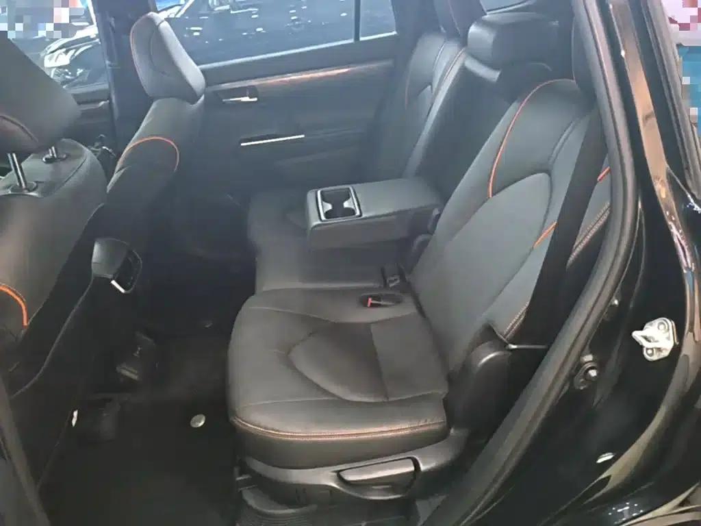 Crown Land Cruiser 2024 2.5L HEV 4WD Luxury Edition — миниатюра 17