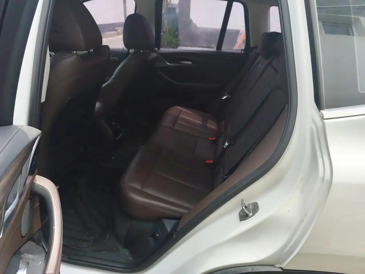 BMW X3 2020 xDrive28i Luxury Package — миниатюра 14