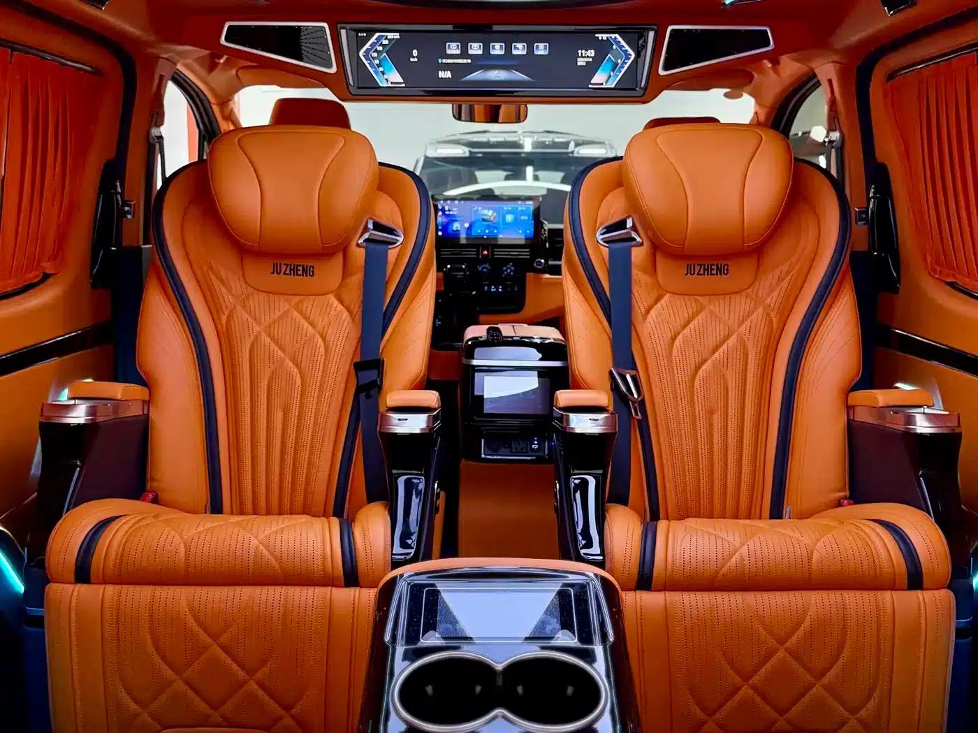 2024 HIACE 3.5L Automatic — миниатюра 5
