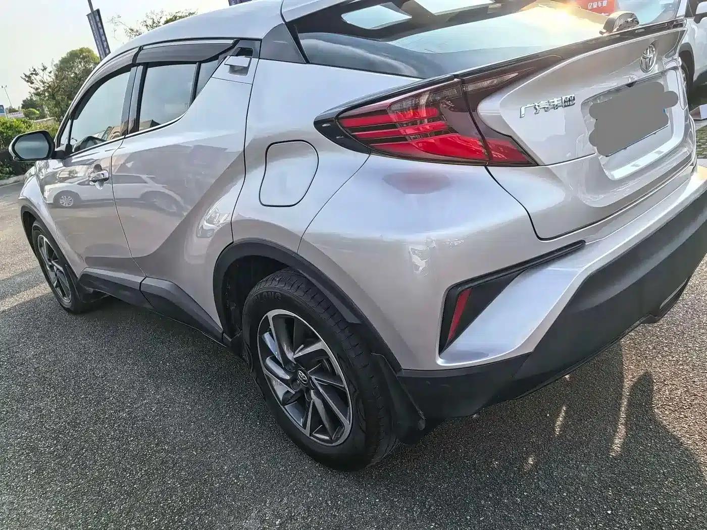 Toyota C-HR 2022 2.0L Leading Edition — миниатюра 9