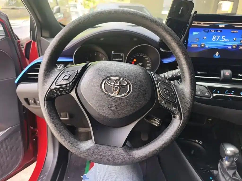 Toyota C-HR 2018 2.0L Leading Edition (National V Emission Standard) — миниатюра 11
