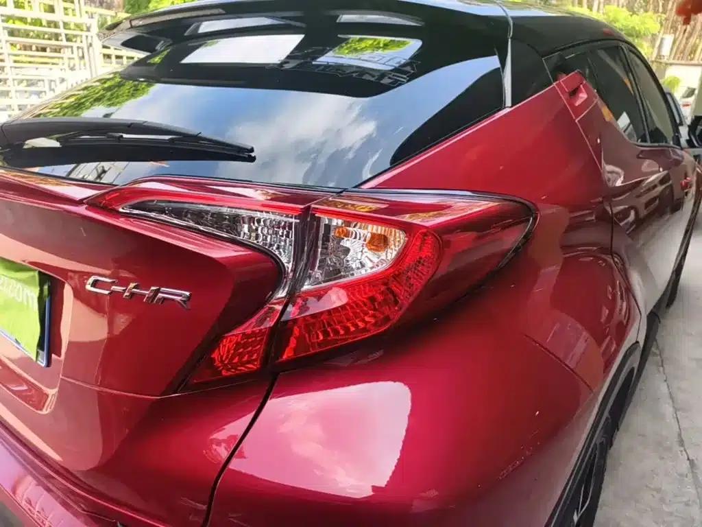Toyota C-HR 2018 2.0L Leading Edition (National V Emission Standard) — миниатюра 8