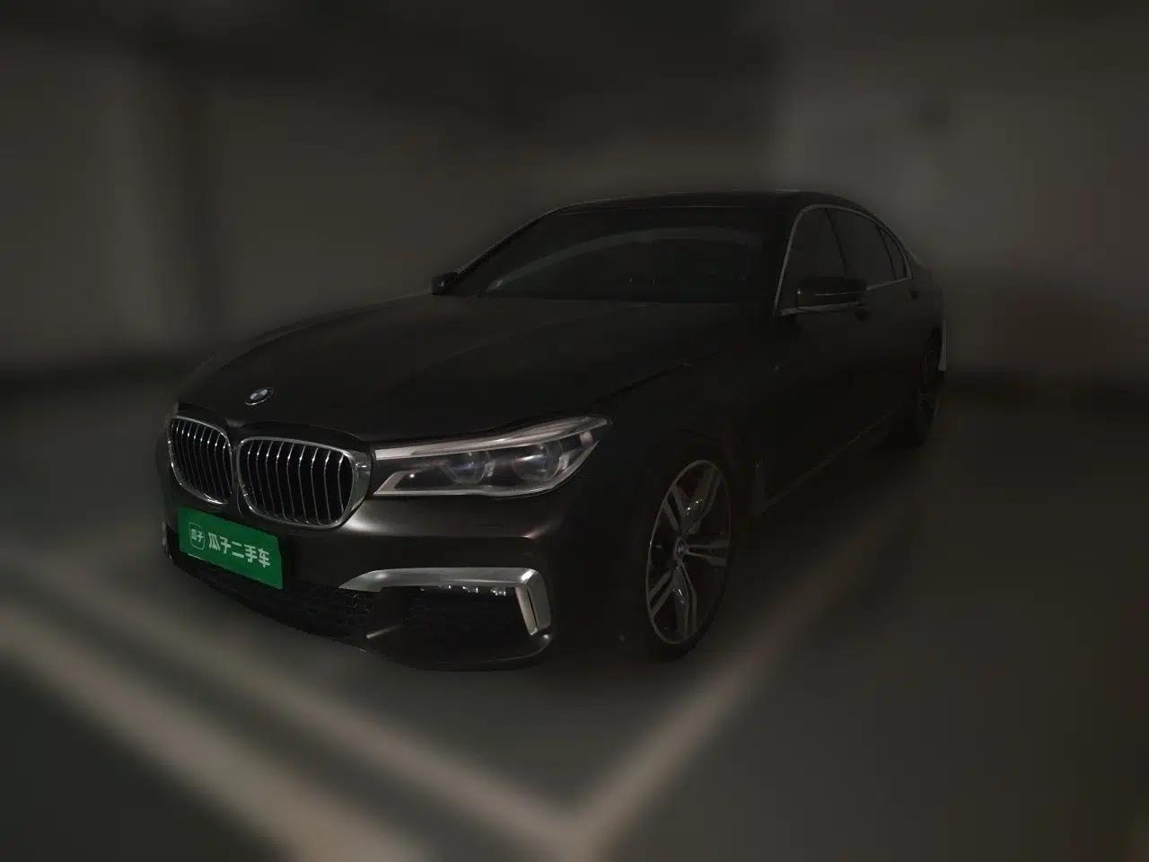 BMW 7 Series 2018 740Li xDrive Luxury Edition M Sport Package — миниатюра 1