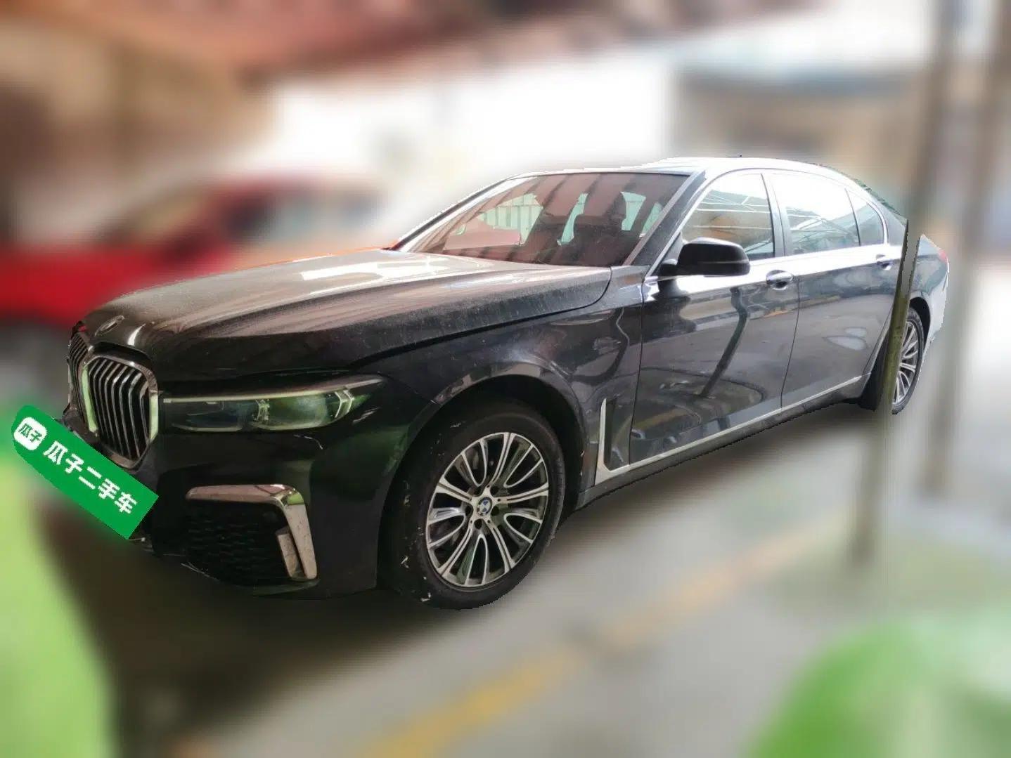 BMW 7 Series 2013 730Li Leading Model — миниатюра 1