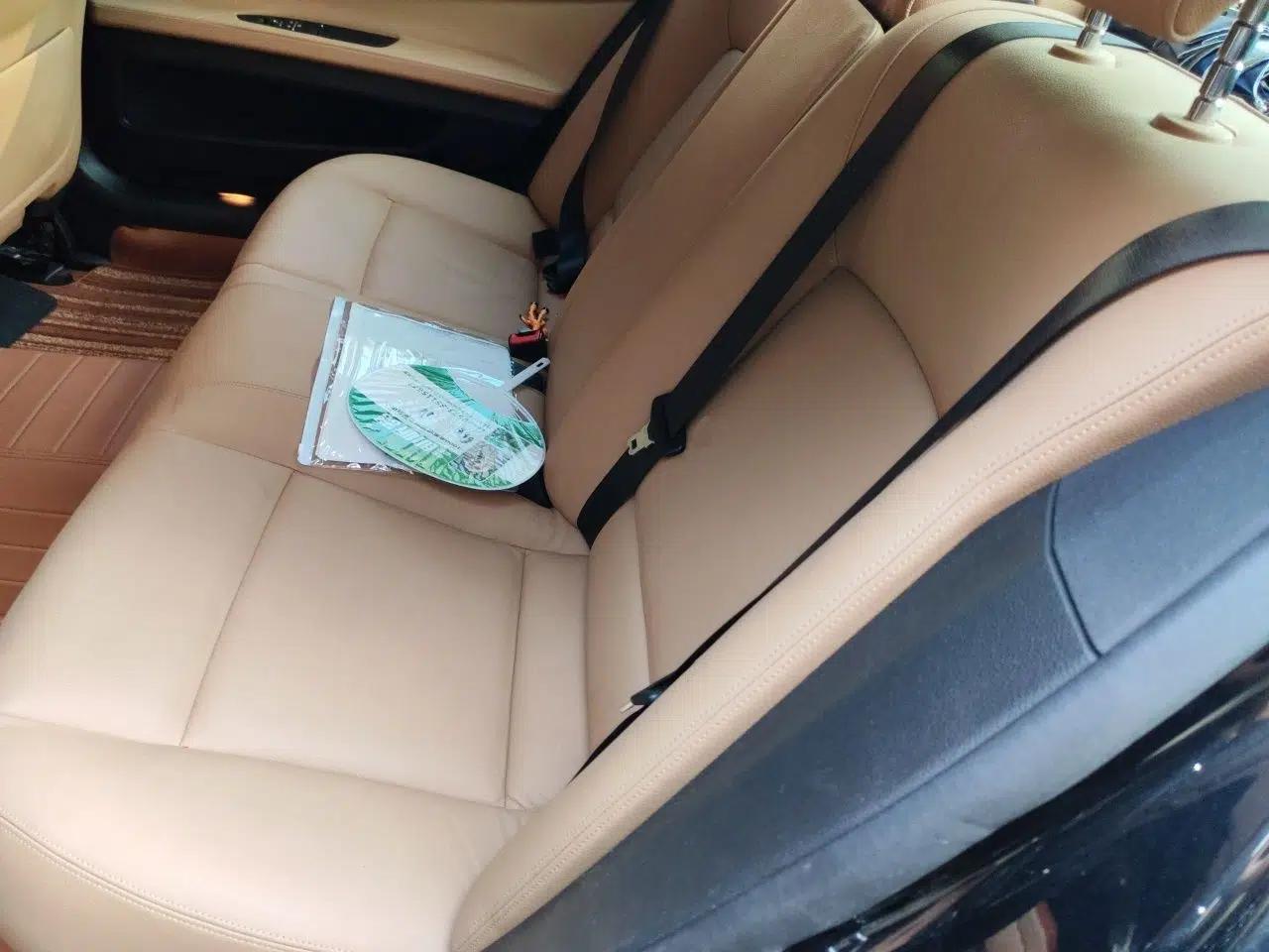 BMW 7 Series 2013 730Li Leading Model — миниатюра 17