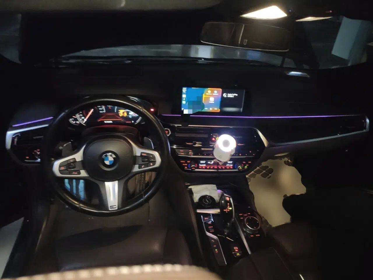 BMW 6 Series GT 2018 640i xDrive M Sport Package — миниатюра 9