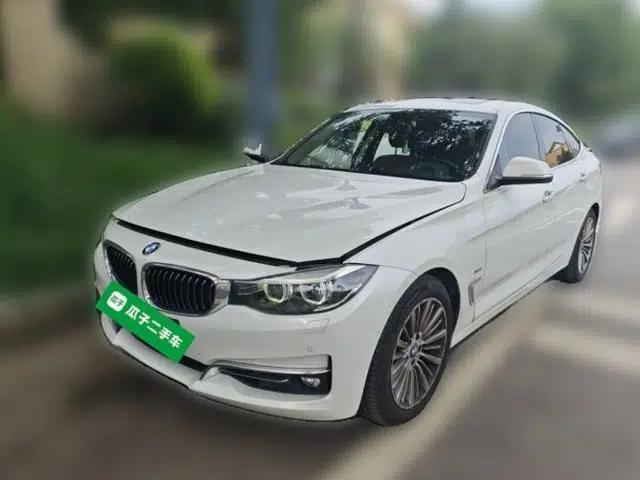 BMW 3 Series GT 2017 320i Luxury Design Package