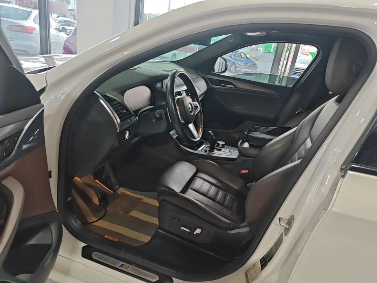 BMW X4 2020 xDrive25i M Sport Package — миниатюра 17