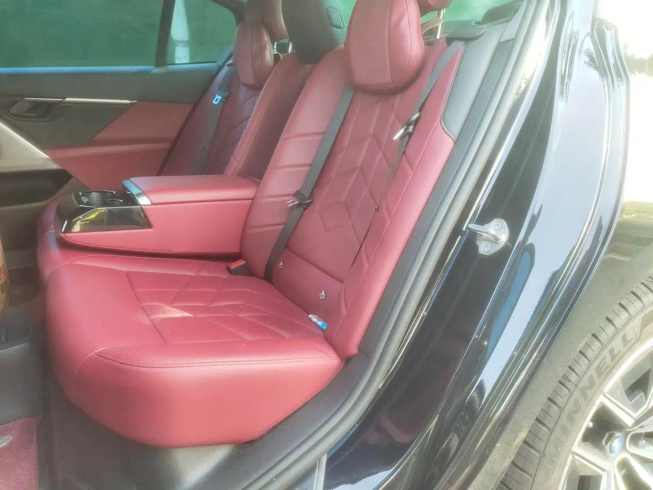 BMW i5 2024 eDrive 35L M Sport Package — миниатюра 17