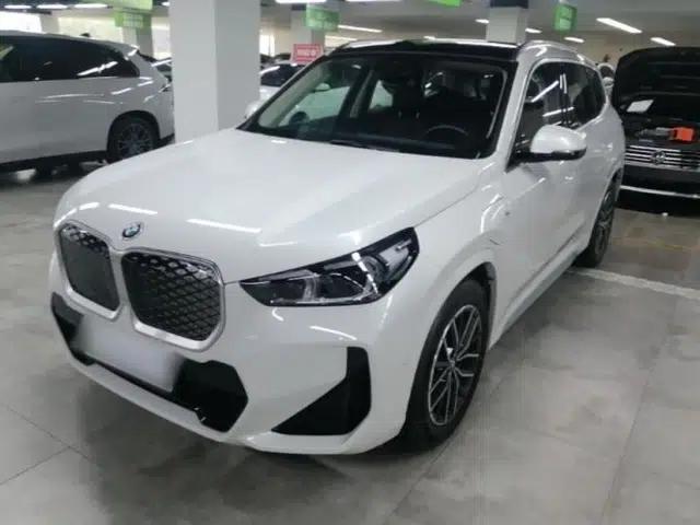 BMW iX1 2025 eDrive25L M Sport Package