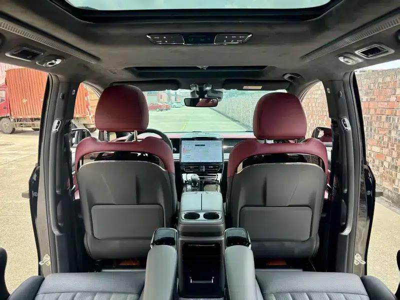 Trumpchi M8 2024 Master Series 2.0TGDI Premium Edition — миниатюра 6