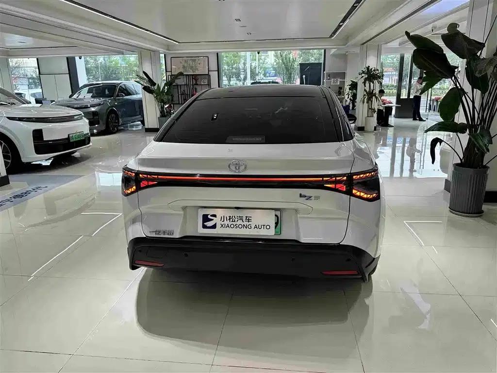 Toyota BZ3 2023 model, 517km, Elite PRO — миниатюра 10