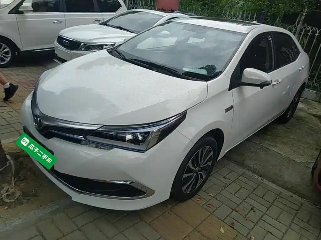 Corolla Hybrid E+ 2019 1.8L E-CVT Leading Edition — миниатюра 1