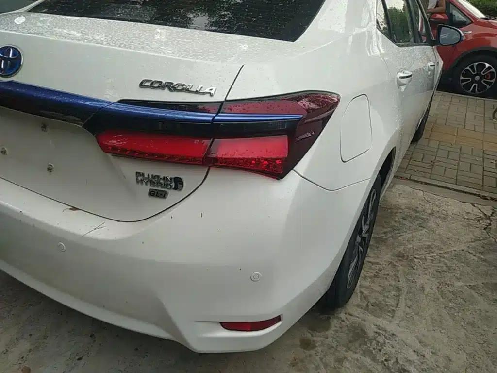 Corolla Hybrid E+ 2019 1.8L E-CVT Leading Edition — миниатюра 8