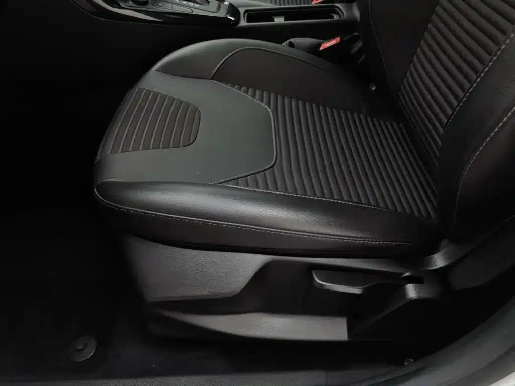 2017 Ford Focus Sedan EcoBoost 180 Automatic Elite — миниатюра 20