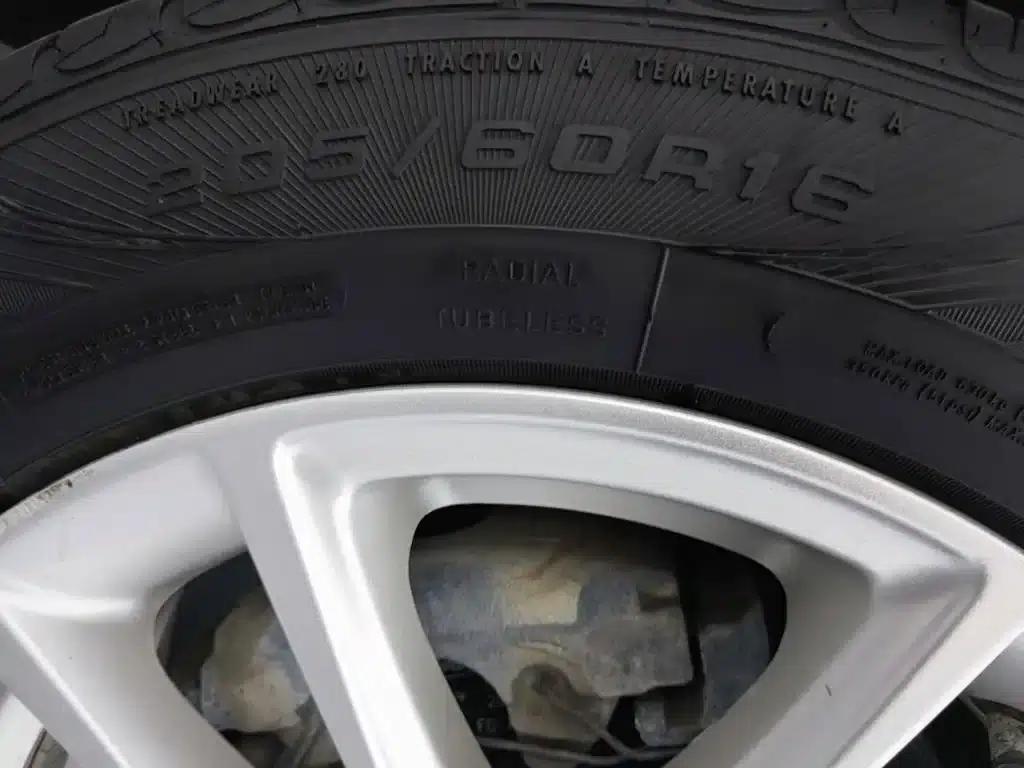2017 Ford Focus Sedan EcoBoost 180 Automatic Elite — миниатюра 24