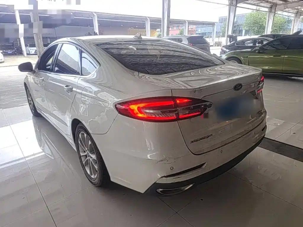 2020 Ford Mondeo EcoBoost 200 Fashion Edition — миниатюра 5