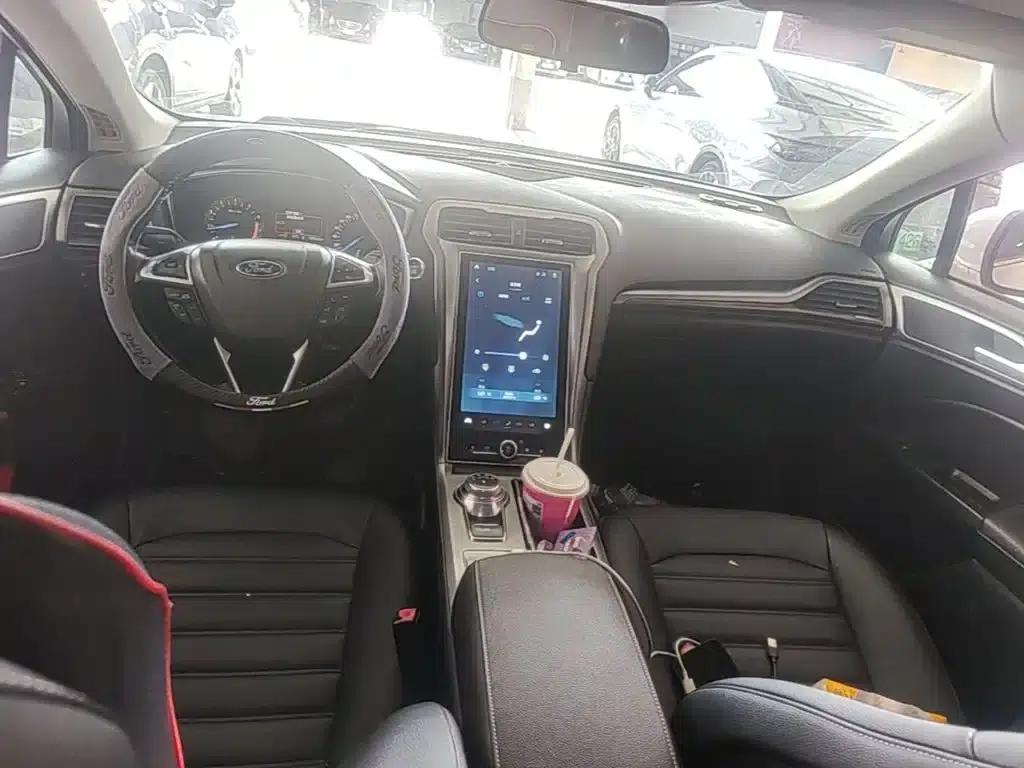 2020 Ford Mondeo EcoBoost 200 Fashion Edition — миниатюра 10