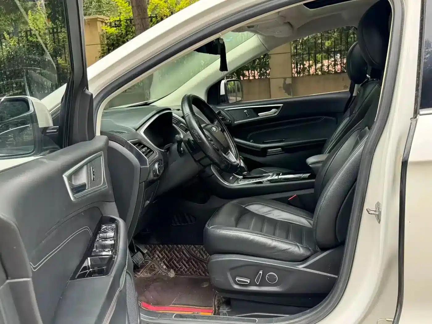 Edge 2018 EcoBoost 245 AWD Luxury 7-seater — миниатюра 8