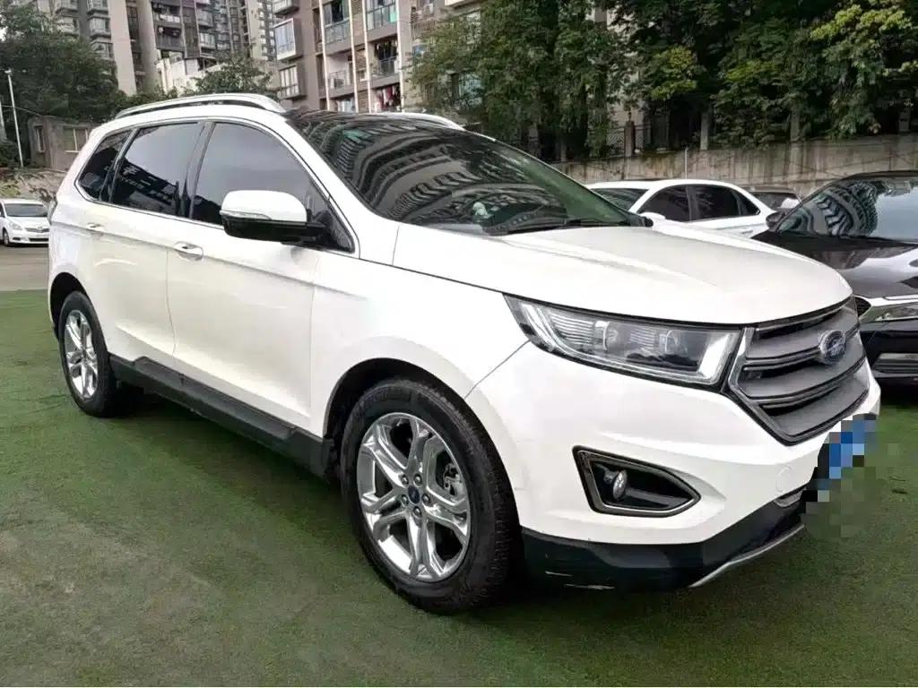 2016 Ford Edge EcoBoost 245 2WD Luxury 7-seater — миниатюра 3