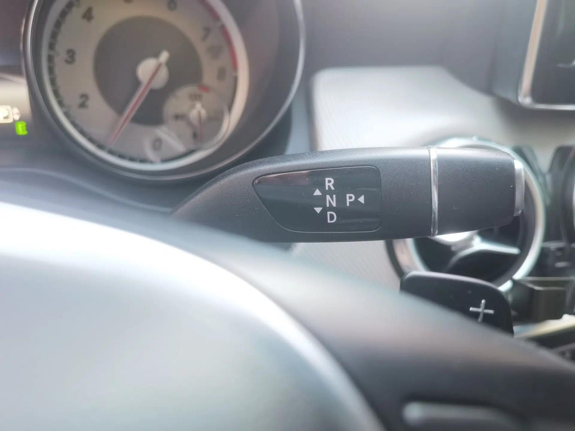 Mercedes-Benz GLA 2015 GLA 220 4MATIC Fashion Model — миниатюра 11