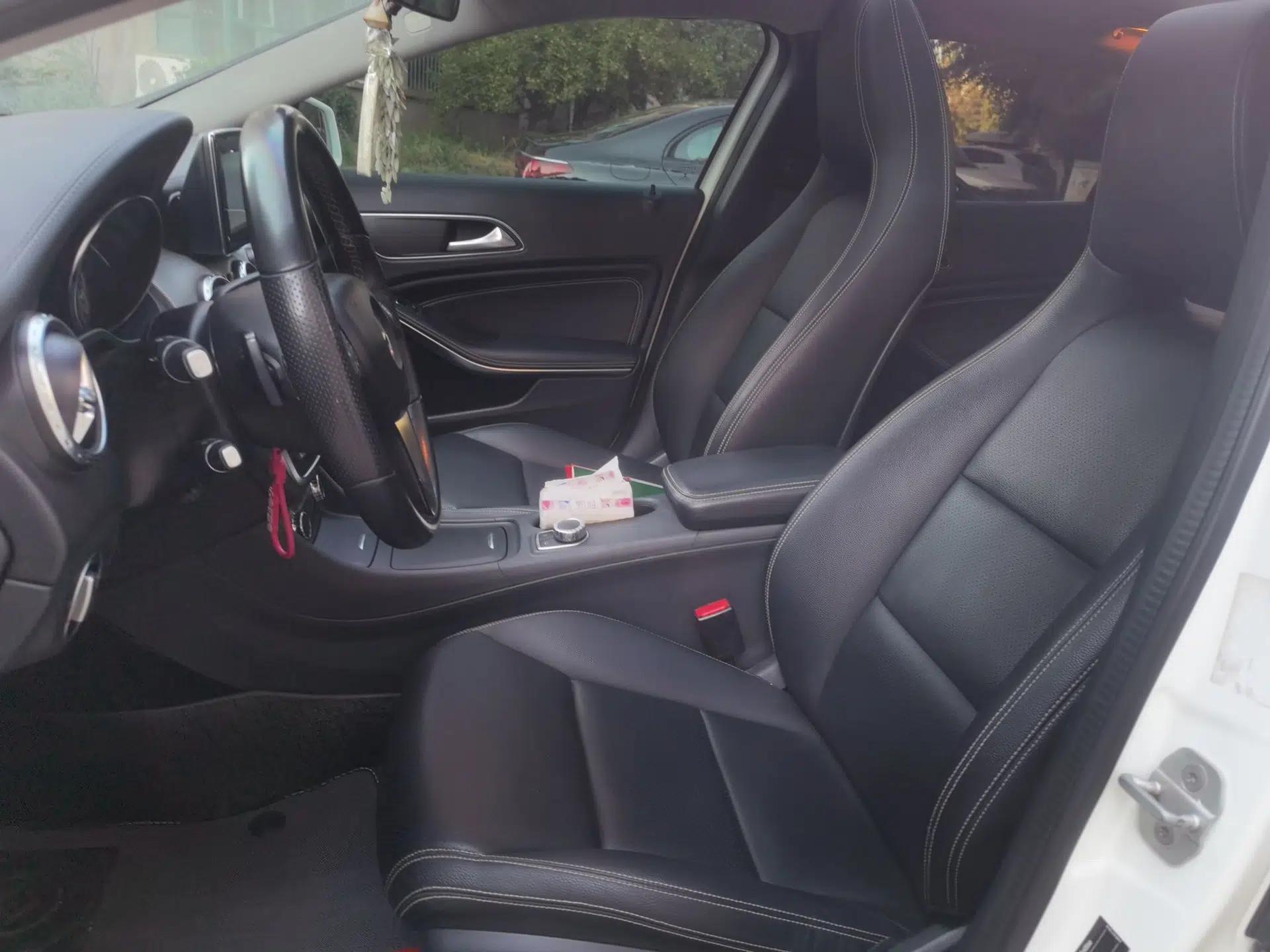 Mercedes-Benz GLA 2015 GLA 220 4MATIC Fashion Model — миниатюра 12