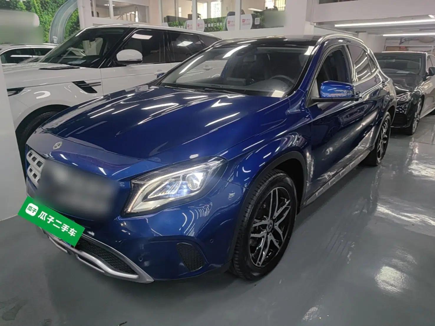 Mercedes-Benz GLA 2017 GLA 200 Fashion Model — миниатюра 1