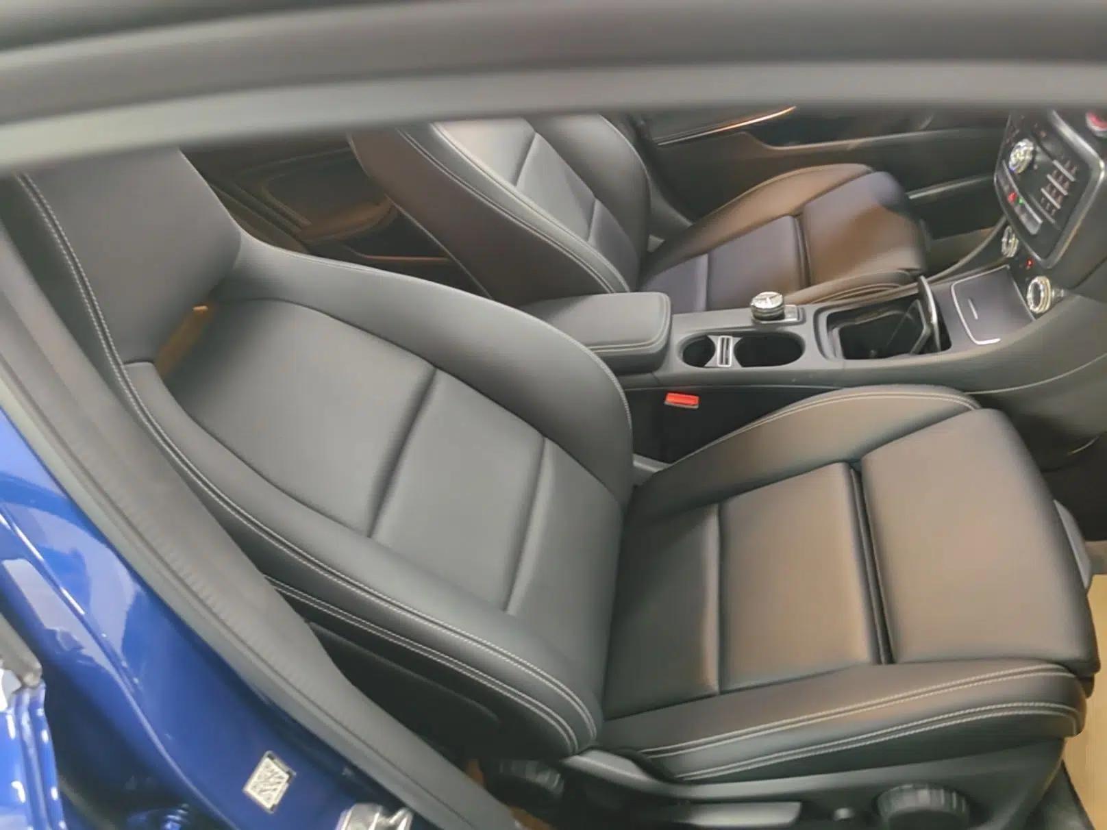 Mercedes-Benz GLA 2017 GLA 200 Fashion Model — миниатюра 19