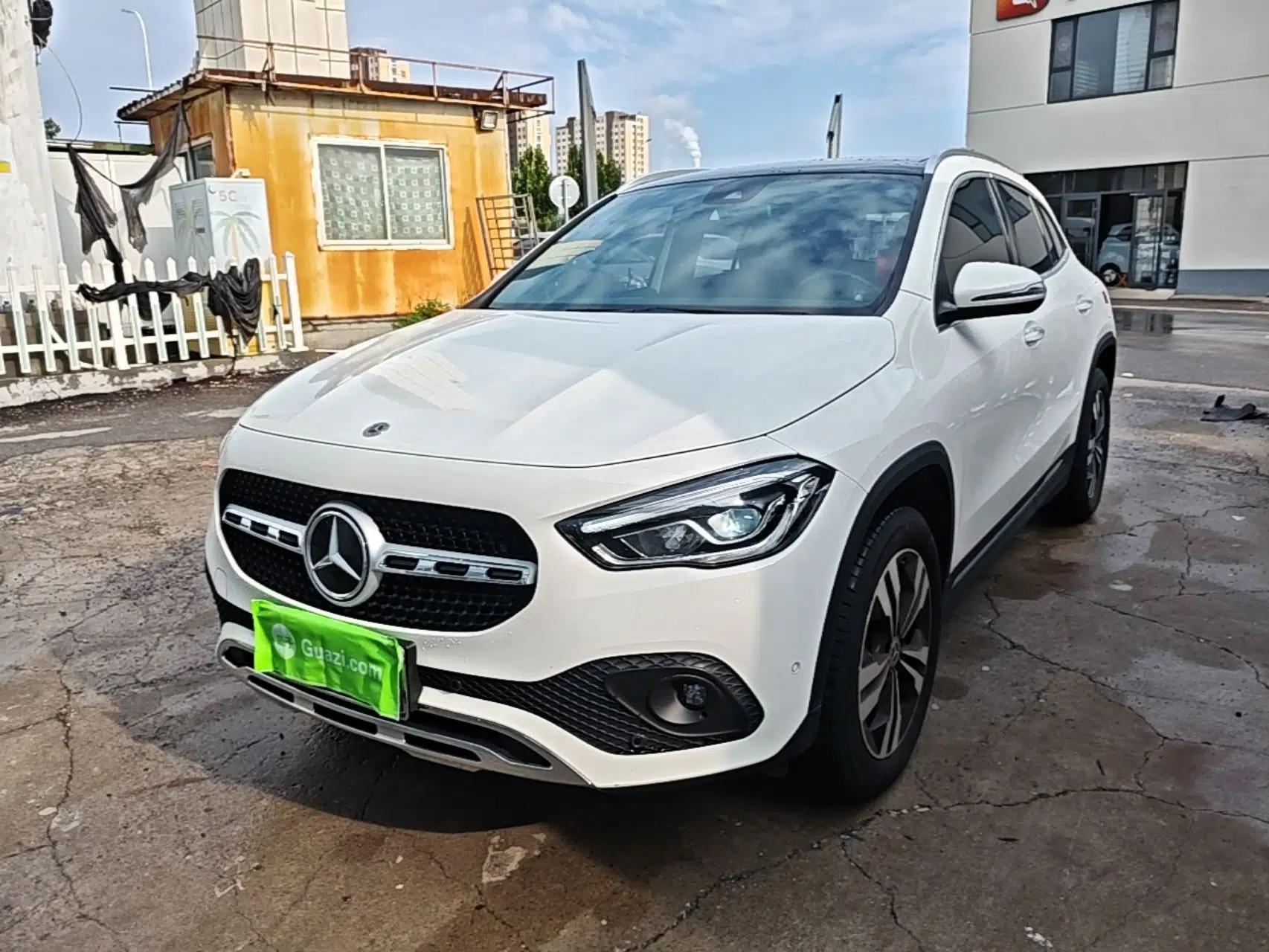 Mercedes-Benz GLA 2022 Facelifted GLA 200 — миниатюра 1