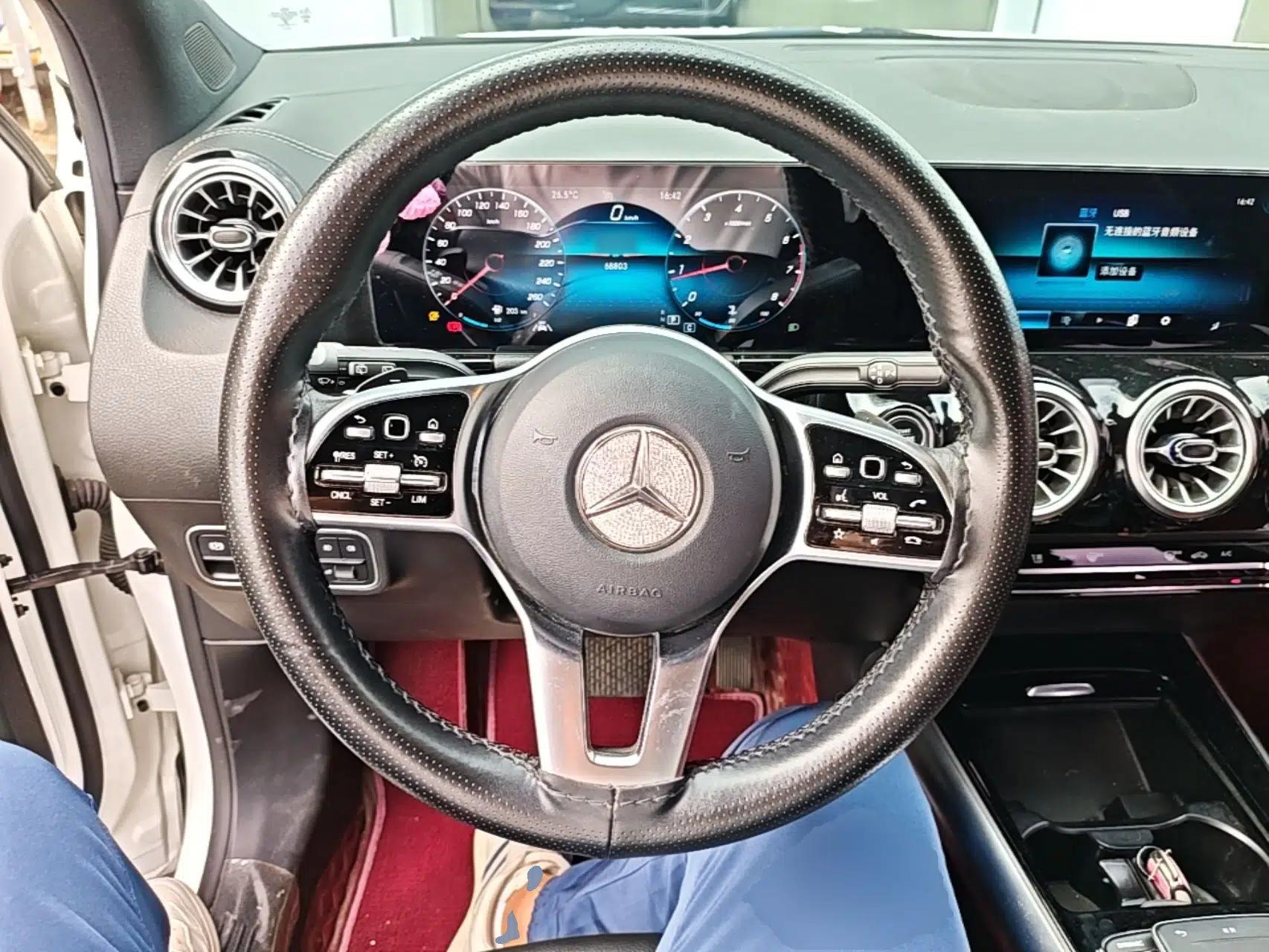 Mercedes-Benz GLA 2022 Facelifted GLA 200 — миниатюра 13