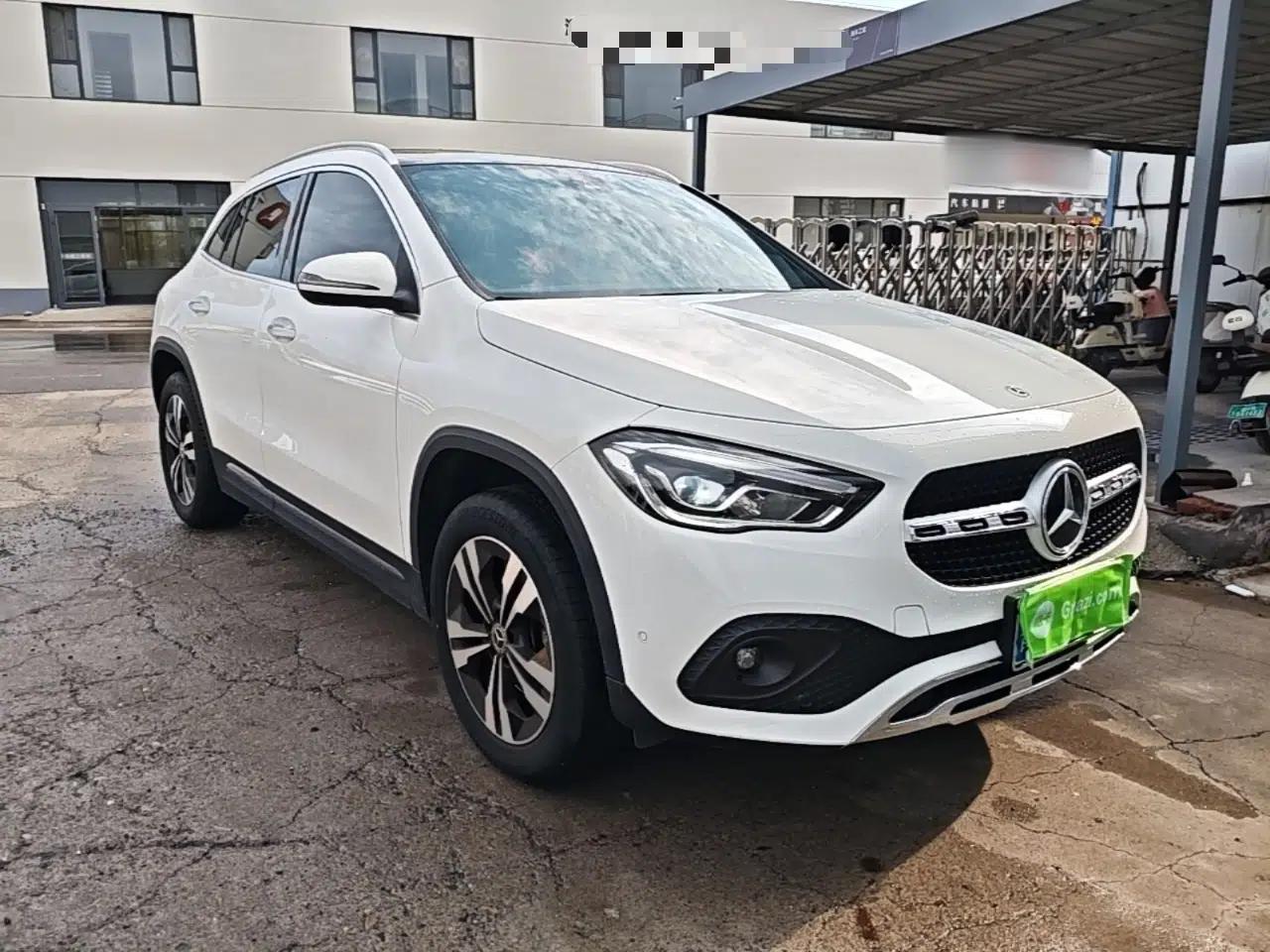 Mercedes-Benz GLA 2022 Facelifted GLA 200 — миниатюра 3