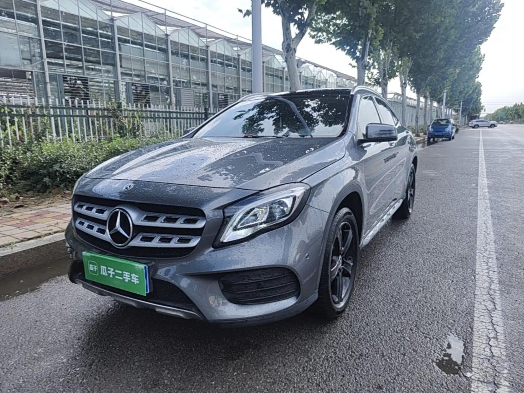 Mercedes-Benz GLA 2019 GLA 200 Fashion Model — миниатюра 1