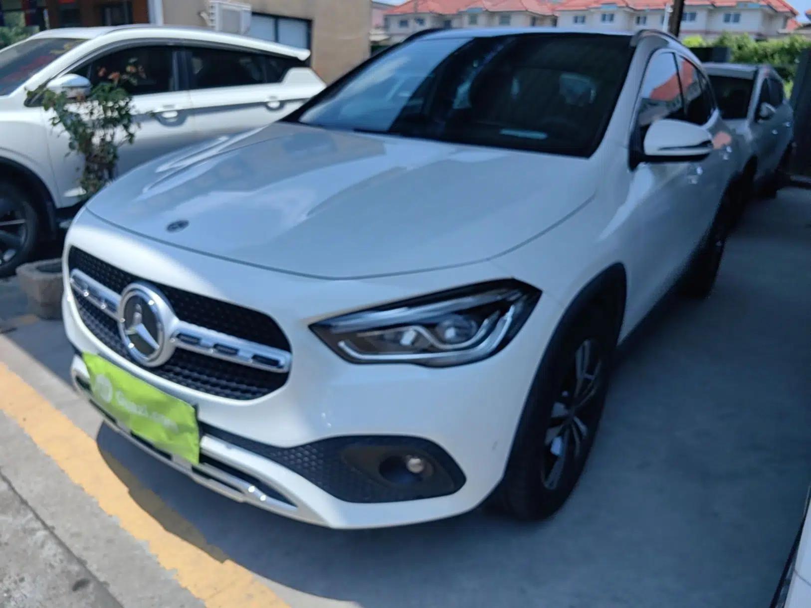 Mercedes-Benz GLA 2020 GLA 200 — миниатюра 1