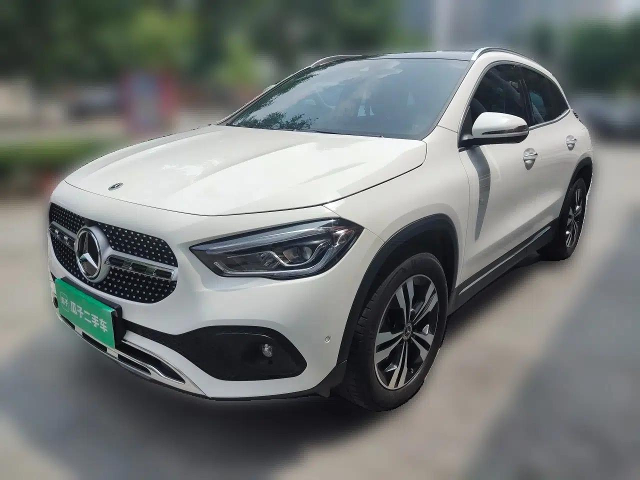 Mercedes-Benz GLA 2022 GLA 200 — миниатюра 1