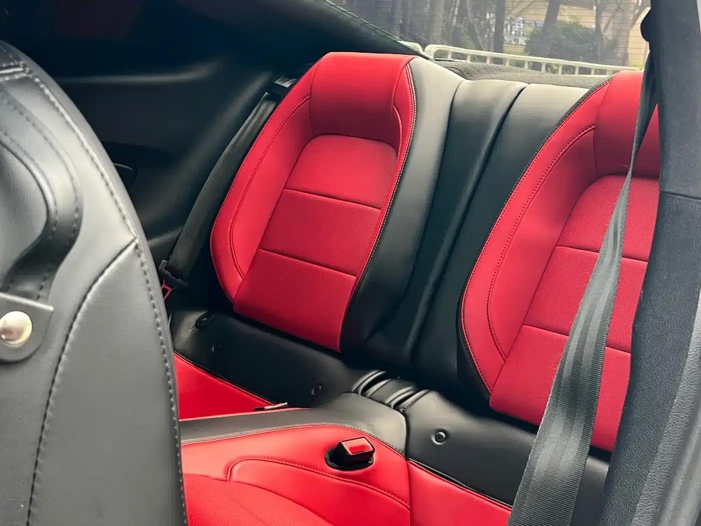 2020 Mustang 2.3L EcoBoost Obsidian Phantom Special Edition — миниатюра 16