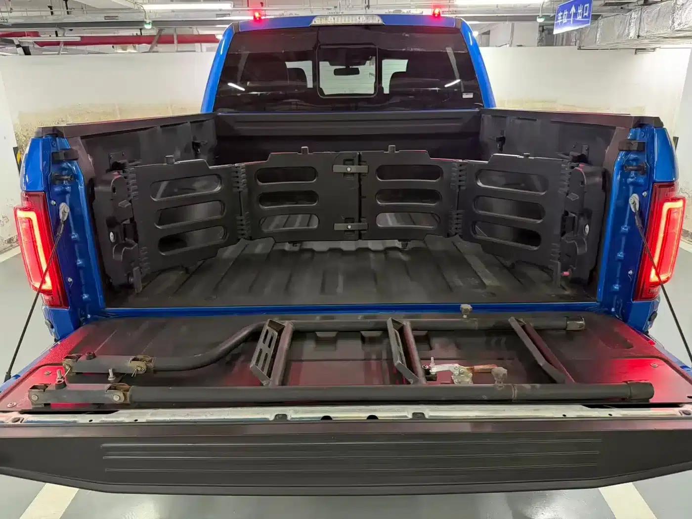 2019 Ford F-150 Raptor 3.5T Raptor Performance Enhanced Edition — миниатюра 17