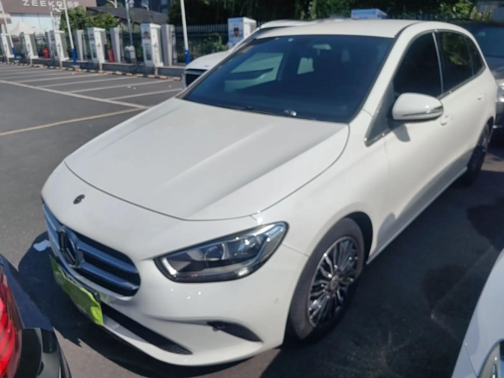 Mercedes-Benz B-Class 2021 B 180 Fashion Model — миниатюра 1