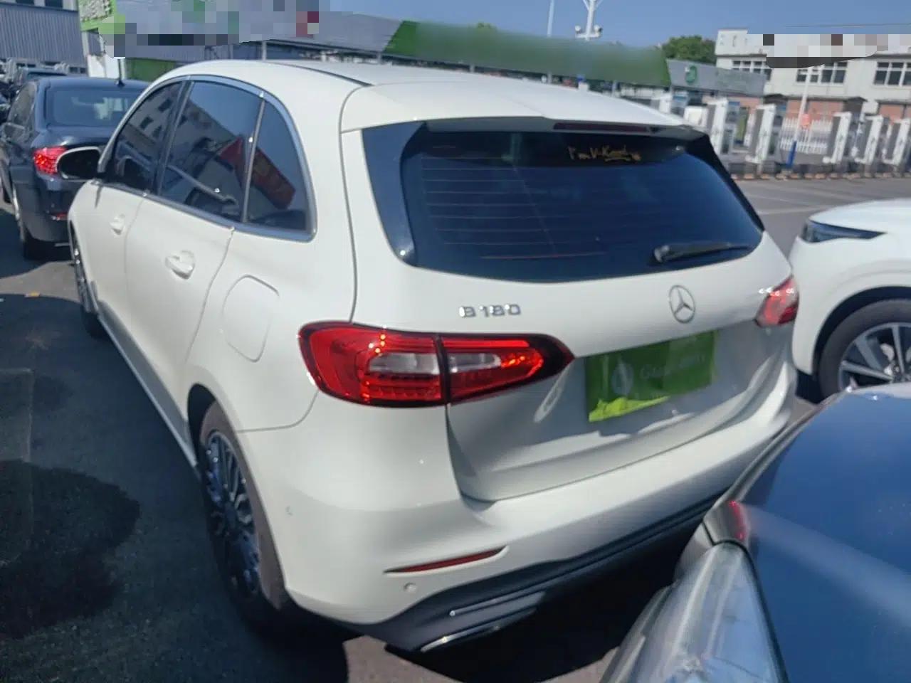 Mercedes-Benz B-Class 2021 B 180 Fashion Model — миниатюра 4