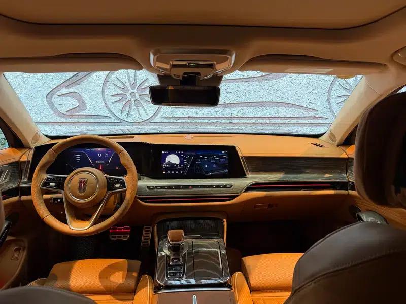 Hongqi H9 2024 3.0T Flagship 4WD Luxury Business Edition — миниатюра 11