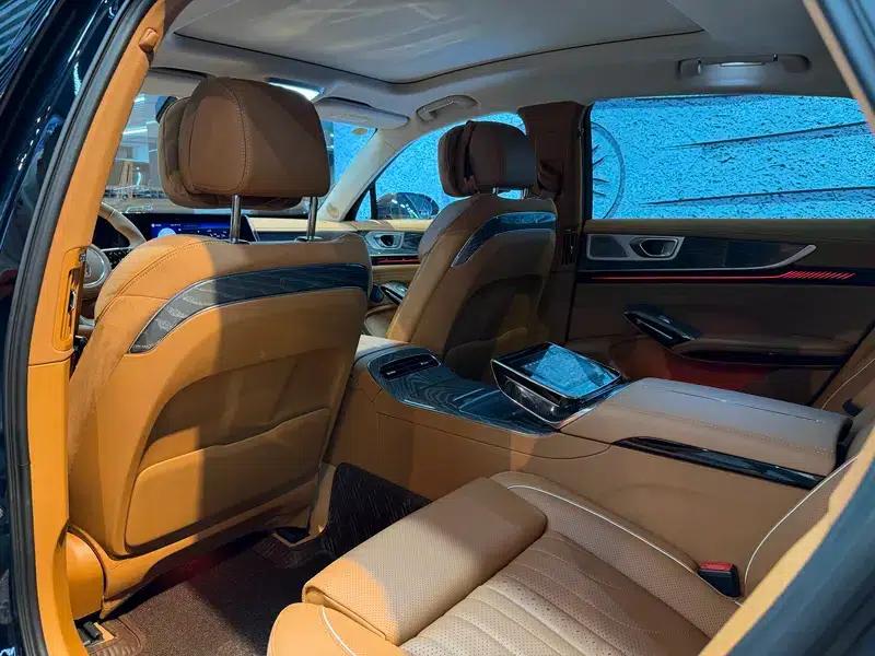 Hongqi H9 2024 3.0T Flagship 4WD Luxury Business Edition — миниатюра 16