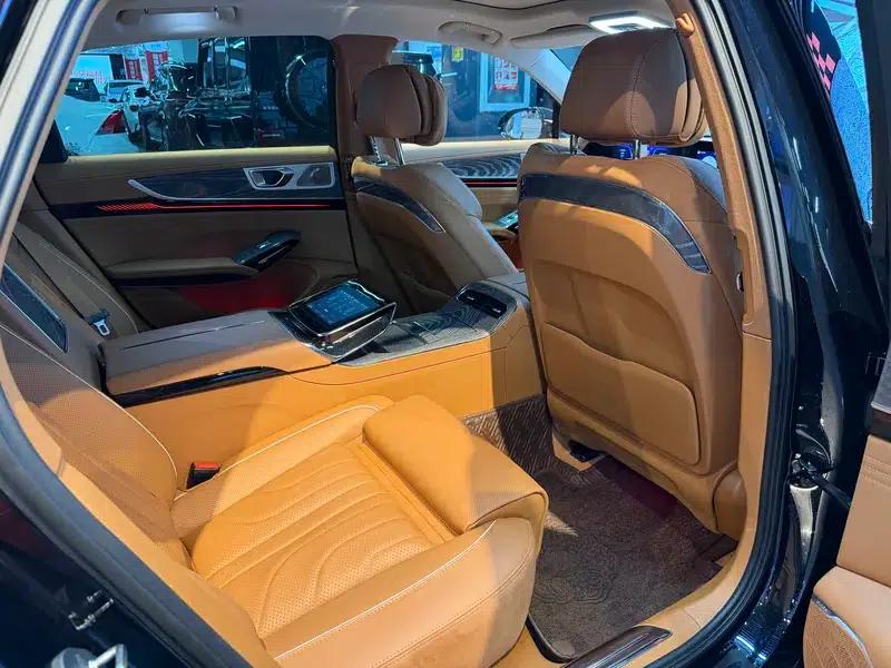 Hongqi H9 2024 3.0T Flagship 4WD Luxury Business Edition — миниатюра 8